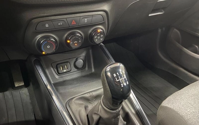 imagem-https://www.socarrao.com.br/sc-vehicle-images-prod/4302513/1791406819277-8553595_10_B_a832f55af7.jpeg