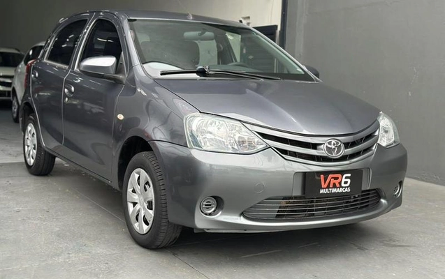 imagem-https://www.socarrao.com.br/sc-vehicle-images-prod/4302531/1791406977261-8553578_12_B_f6a0956110.jpeg