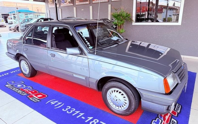 imagem-https://www.socarrao.com.br/sc-vehicle-images-prod/4302547/1791407305466-8553592_14_B_f7455d8ebe.jpeg