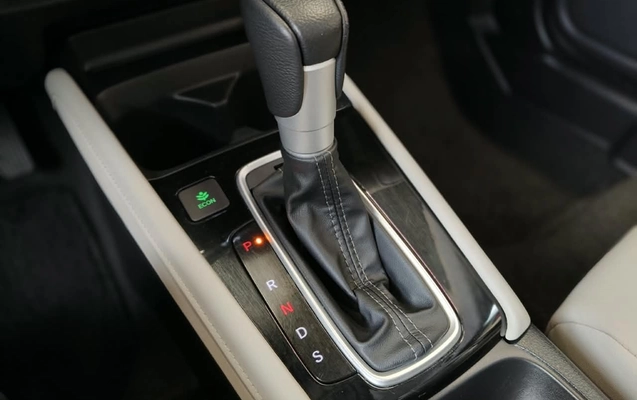 imagem-https://www.socarrao.com.br/sc-vehicle-images-prod/4302549/1791407299991-003_edf69aea9d7874bdfe823d06e0d7ccf5.jpg