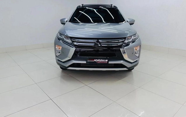 imagem-https://www.socarrao.com.br/sc-vehicle-images-prod/4302604/1791411010745-8553691_2_B_4a583e54f8.jpeg