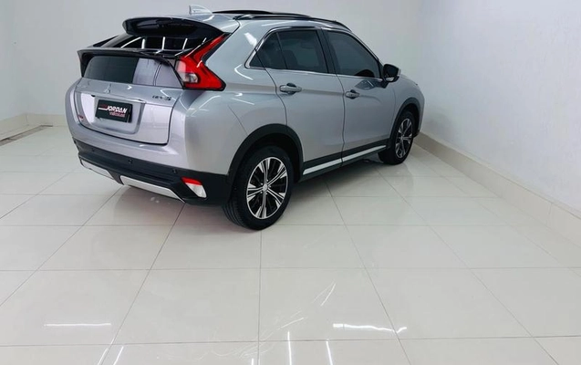 imagem-https://www.socarrao.com.br/sc-vehicle-images-prod/4302604/1791411010760-8553691_9_B_bcbb785130.jpeg