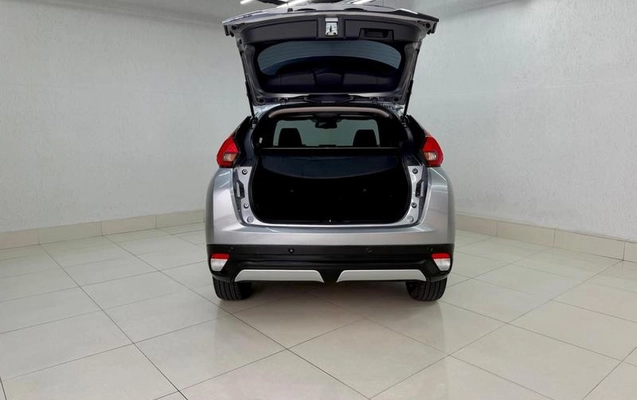 imagem-https://www.socarrao.com.br/sc-vehicle-images-prod/4302604/1791411010762-8553691_10_B_30a994313f.jpeg