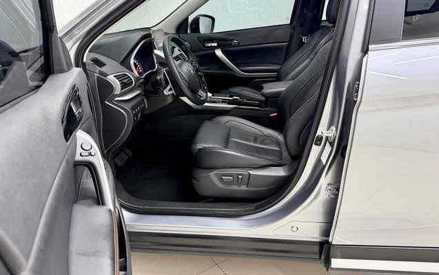imagem-https://www.socarrao.com.br/sc-vehicle-images-prod/4302604/1791411010773-8553691_15_B_12d81ce427.jpeg