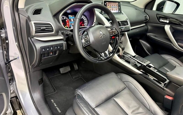 imagem-https://www.socarrao.com.br/sc-vehicle-images-prod/4302604/1791411010777-8553691_17_B_7062546dad.jpeg