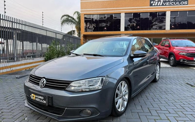 imagem-https://www.socarrao.com.br/sc-vehicle-images-prod/4302769/1791408648059-8549144_0_B_afea1d713d.jpeg