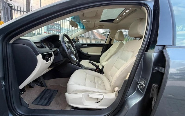imagem-https://www.socarrao.com.br/sc-vehicle-images-prod/4302769/1791408648084-8549144_8_B_2272cf6e93.jpeg