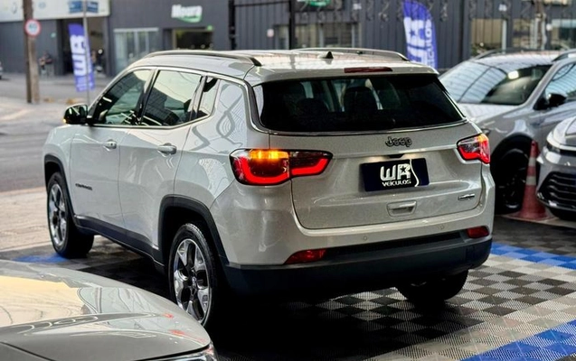 imagem-https://www.socarrao.com.br/sc-vehicle-images-prod/4302790/1791410130693-8472767_4_B_c97c82f00e.jpeg