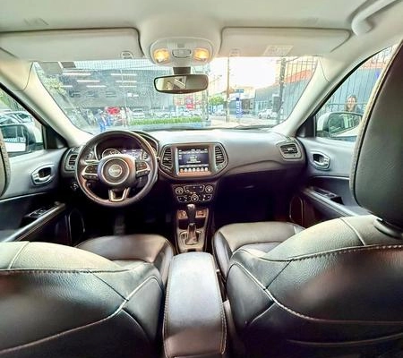 imagem-https://www.socarrao.com.br/sc-vehicle-images-prod/4302790/1791410130709-8472767_13_B_8001326030.jpeg