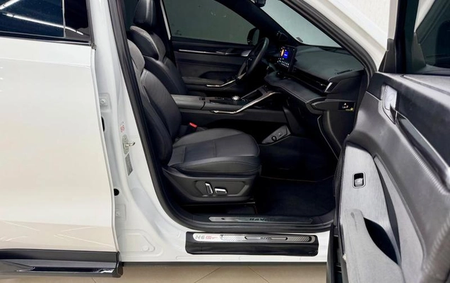 imagem-https://www.socarrao.com.br/sc-vehicle-images-prod/4302856/1791459860992-8553762_20_B_654cf4d966.jpeg