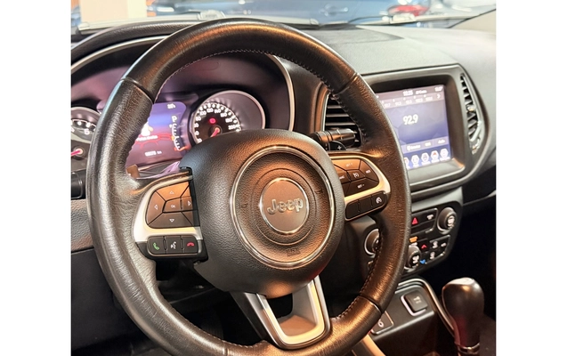 imagem-https://www.socarrao.com.br/sc-vehicle-images-prod/4302937/1791410340684-1_065723.jpg