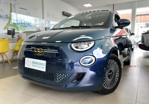 Fiat 500e ICON (Elétrico) 2022 Verde — foto 1 de 3