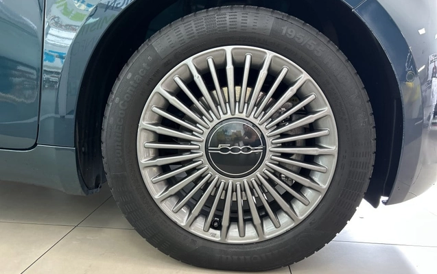 imagem-https://www.socarrao.com.br/sc-vehicle-images-prod/4303005/1792418426521-vehicle_image_1791411265_6a0f4784a53c75f1871fa0fcff30884e.jpeg