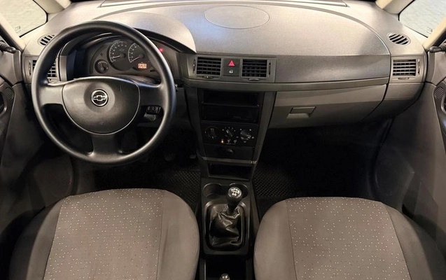 imagem-https://www.socarrao.com.br/sc-vehicle-images-prod/4303028/1791411631854-8452895_8_B_6e85d2a8e4.jpeg