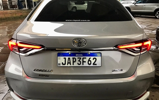 imagem-https://www.socarrao.com.br/sc-vehicle-images-prod/4303368/1791489828327-WOdwtgChDildZn1BXwXpZ2McFkGTN9Fr.jpg