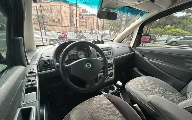 imagem-https://www.socarrao.com.br/sc-vehicle-images-prod/4303485/1791415703576-6_082750.jpg