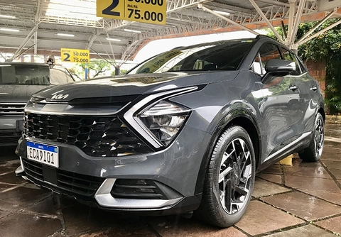 Kia Sportage 2023 Cinza — foto 1 de 3