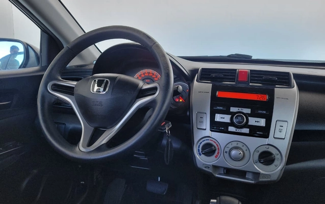 imagem-https://www.socarrao.com.br/sc-vehicle-images-prod/4304050/1791421424856-003_b0fd868291e5844dab8ec5afc4471d19.jpg
