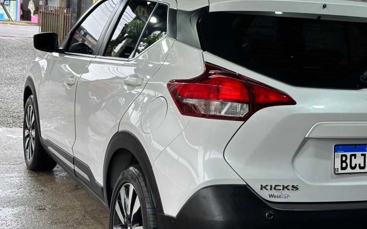 imagem-https://www.socarrao.com.br/sc-vehicle-images-prod/4304053/1791422098679-ZTIwNTlhYTEtZDkzMy00N2M1LTllMTItMWQ1N2IyYzQ4OTZhLmpwZWc.jpeg