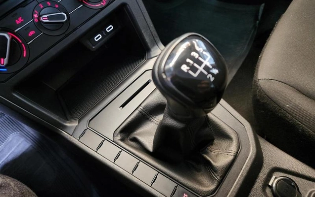 imagem-https://www.socarrao.com.br/sc-vehicle-images-prod/4304060/1791421950903-8525573_19_B_3caf73b609.jpeg