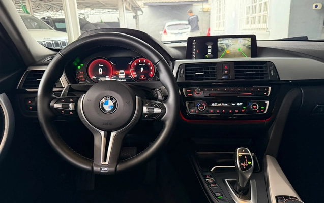 imagem-https://www.socarrao.com.br/sc-vehicle-images-prod/4304223/1791423422344-42ca89d4-b5b4-4241-bad3-2d85c907d636.jpg