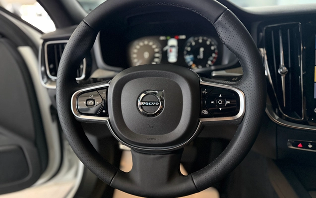 imagem-https://www.socarrao.com.br/sc-vehicle-images-prod/4304226/1791423532011-601e29c3-8340-4ad6-bef7-ffdd965d4696.jpg