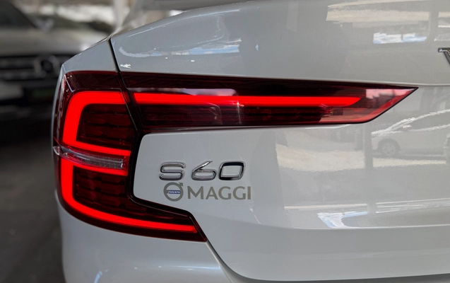 imagem-https://www.socarrao.com.br/sc-vehicle-images-prod/4304226/1791423532033-271be3f7-446b-4b56-971c-b68ff39d6db8.jpg