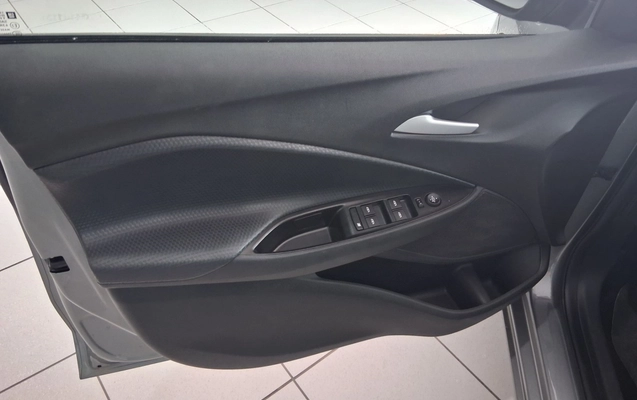 imagem-https://www.socarrao.com.br/sc-vehicle-images-prod/4304933/1791431735133-1_031358.jpg