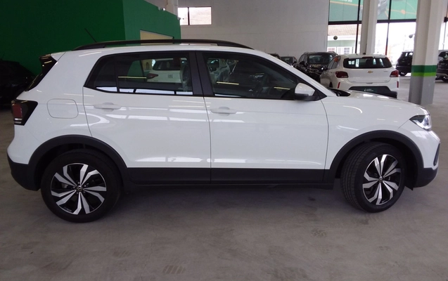 imagem-https://www.socarrao.com.br/sc-vehicle-images-prod/4304944/1791431789533-2_021217.jpg