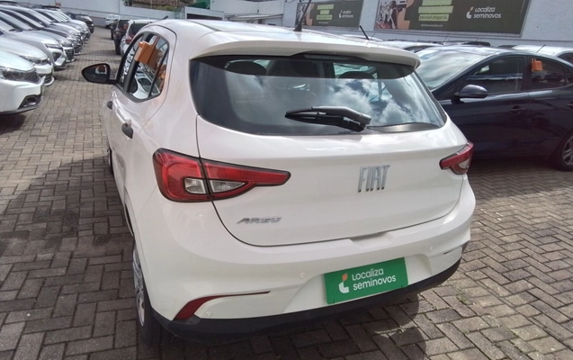 imagem-https://www.socarrao.com.br/sc-vehicle-images-prod/4305637/1791433174557-2_050016.jpg