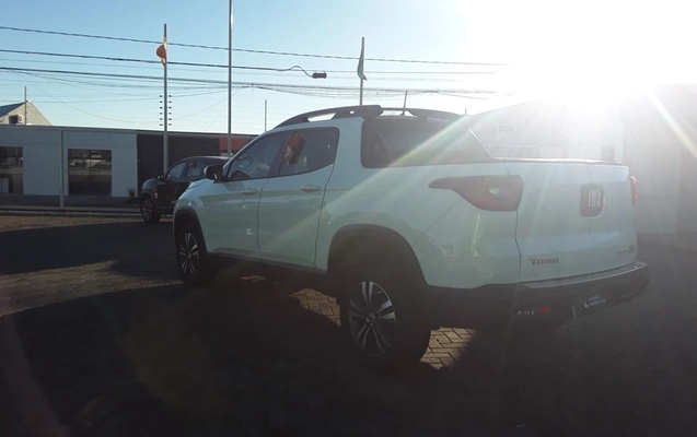 imagem-https://www.socarrao.com.br/sc-vehicle-images-prod/4306021/1791433993838-2_073020.jpg