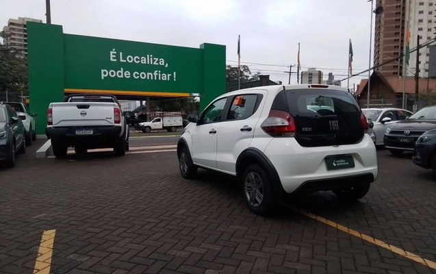 imagem-https://www.socarrao.com.br/sc-vehicle-images-prod/4306743/1791435872388-1_095905.jpg