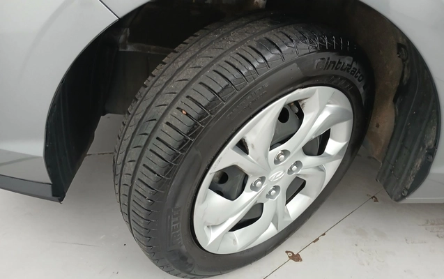 imagem-https://www.socarrao.com.br/sc-vehicle-images-prod/4306786/1791436001488-1_021238.jpg