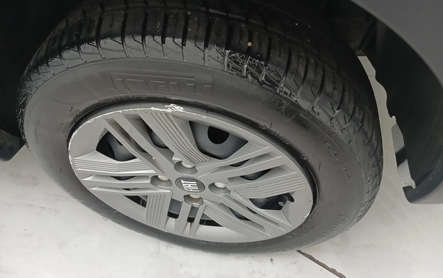 imagem-https://www.socarrao.com.br/sc-vehicle-images-prod/4306948/1791436965801-1_040643.jpg