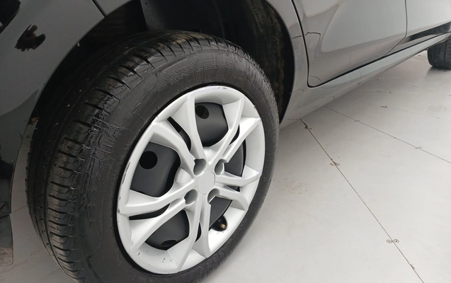 imagem-https://www.socarrao.com.br/sc-vehicle-images-prod/4306958/1791436972279-1_040643.jpg