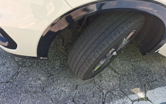 imagem-https://www.socarrao.com.br/sc-vehicle-images-prod/4307285/1791438427684-2_024819.jpg
