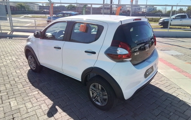 imagem-https://www.socarrao.com.br/sc-vehicle-images-prod/4307593/1791439423775-1_091715.jpg