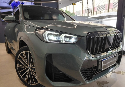 Bmw X1 2023 Preto — foto 1 de 3