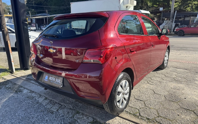 imagem-https://www.socarrao.com.br/sc-vehicle-images-prod/4307789/1791458555569-003_5be54faecc88a8cfe436d3c2470780a4.jpg