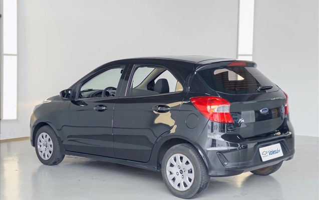 imagem-https://www.socarrao.com.br/sc-vehicle-images-prod/4307833/1791459652705-59df0a30-fbe1-46a9-af9c-f1eb3d14e8e320261008082823.jpeg