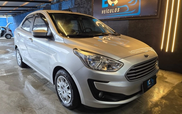 imagem-https://www.socarrao.com.br/sc-vehicle-images-prod/4307844/1791460837045-My1lNDYxOGM5MDI0MjkyYTVmOWEyYjBlYTZkOWJiYjU3Ny5qcGc.jpg