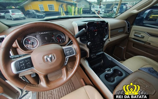 imagem-https://www.socarrao.com.br/sc-vehicle-images-prod/4307850/1791461060504-OS5qcGc.jpg
