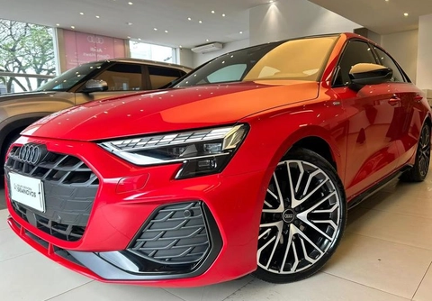 Audi A3 2025 Vermelho — foto 1 de 3
