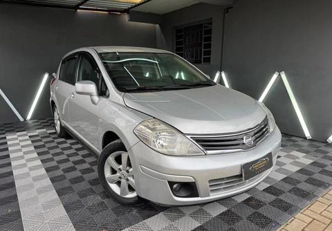 Nissan TIIDA 2012 Prata — foto 1 de 3