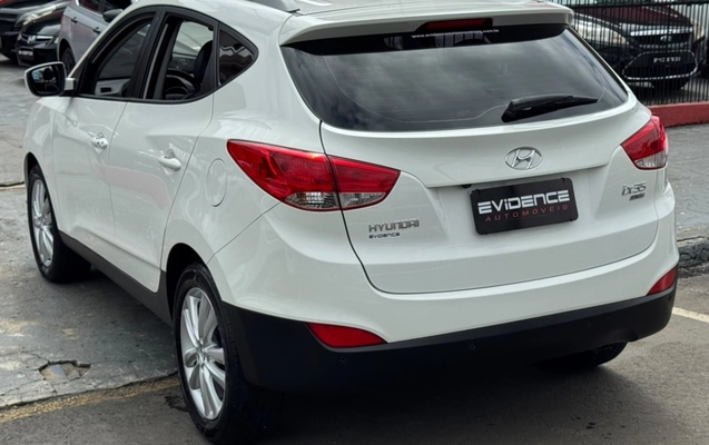 imagem-https://www.socarrao.com.br/sc-vehicle-images-prod/4307899/1791462040340-CIiV0lIQe6MU6Ia8m6uYue7CeJJ4RRU8.jpg
