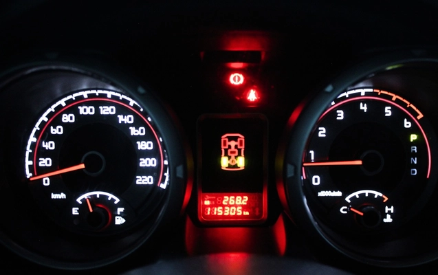 imagem-https://www.socarrao.com.br/sc-vehicle-images-prod/4307917/1791462198865-7_062057.jpg
