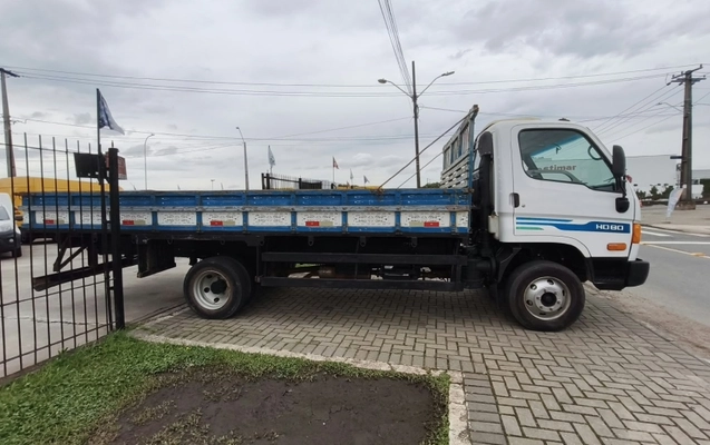 imagem-https://www.socarrao.com.br/sc-vehicle-images-prod/4307948/1791462729472-qY94UXxDy3BMnPrvg78ZK3L3Gkwyib0n.jpg