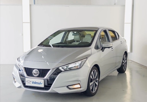 Nissan VERSA 2021 Prata — foto 1 de 3