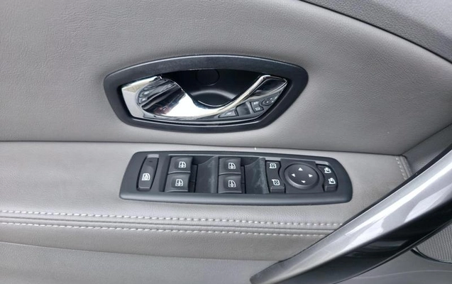 imagem-https://www.socarrao.com.br/sc-vehicle-images-prod/4308000/1791462998979-8549613_10_B_9cb1656dde.jpeg
