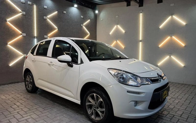 imagem-https://www.socarrao.com.br/sc-vehicle-images-prod/4308003/1791892655103-8541609_14_B_e0ae3685ba.jpeg